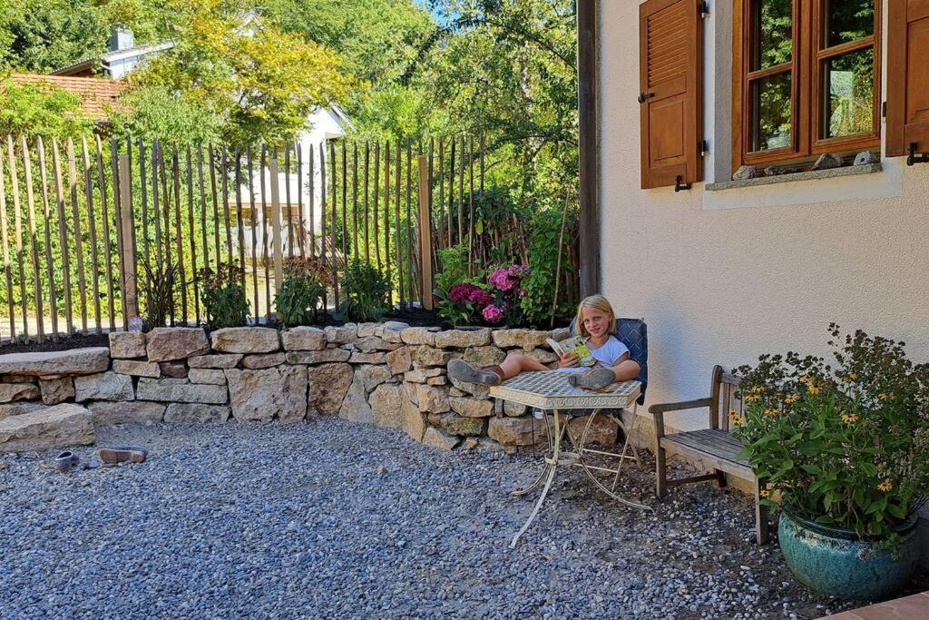 Gemuetliche Waldrandlage In Badenweiler Sehringen Ferienwohnung Eksteriør billede